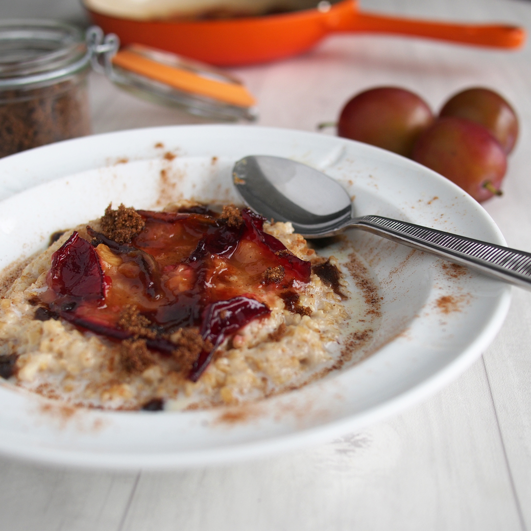 Toasted Oatmeal with Seared Plums
