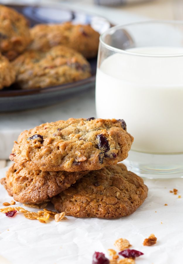 Breakfast Cereal Cookies for a grab 'n go treat | The Worktop