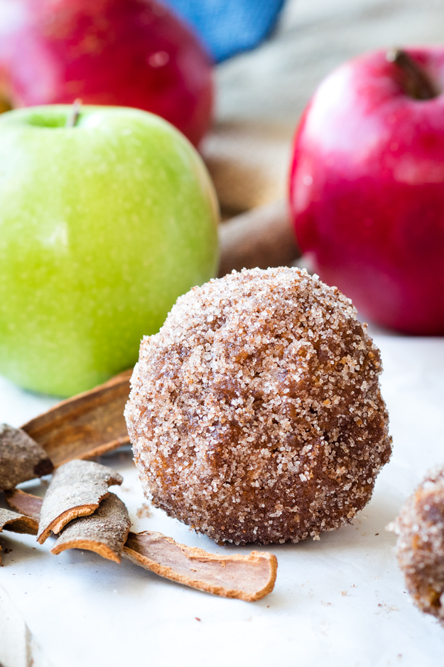 Apple Cider Donut Balls for a festive fall treat - like a giant donut hole! | The Worktop