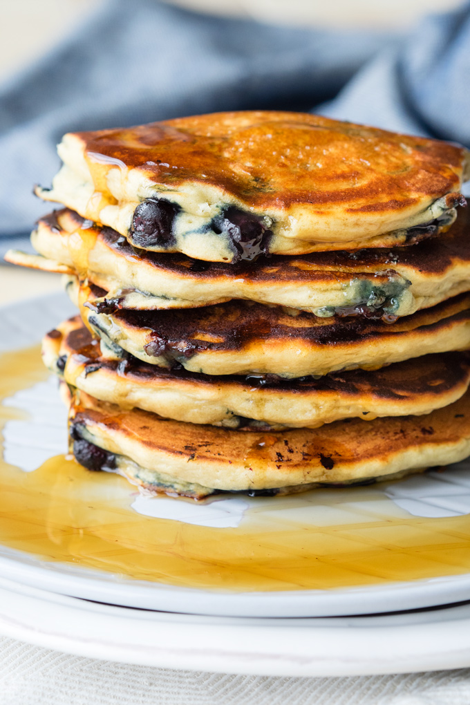 Blueberry Vegan Pancakes | The Worktop