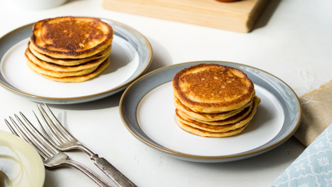 Healthy Oatmeal Cottage Cheese Pancakes Recipe | The Worktop