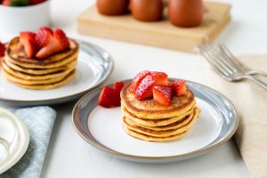 Oatmeal Cottage Cheese Pancakes | The Worktop