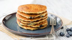 Vegan Oatmeal Pancakes | The Worktop