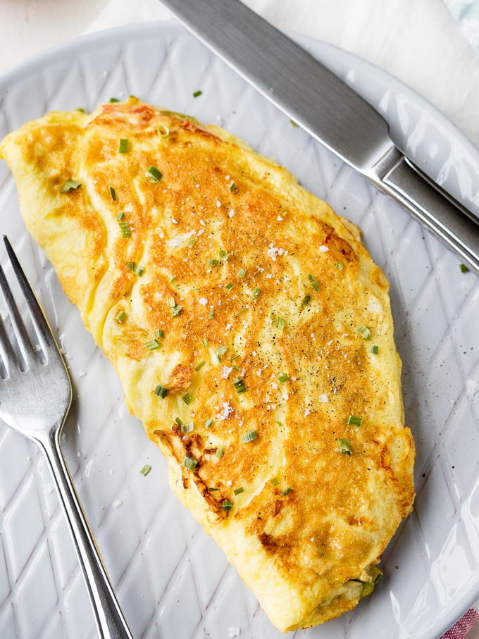 Tuna and Eggs Breakfast Omelette | The Worktop