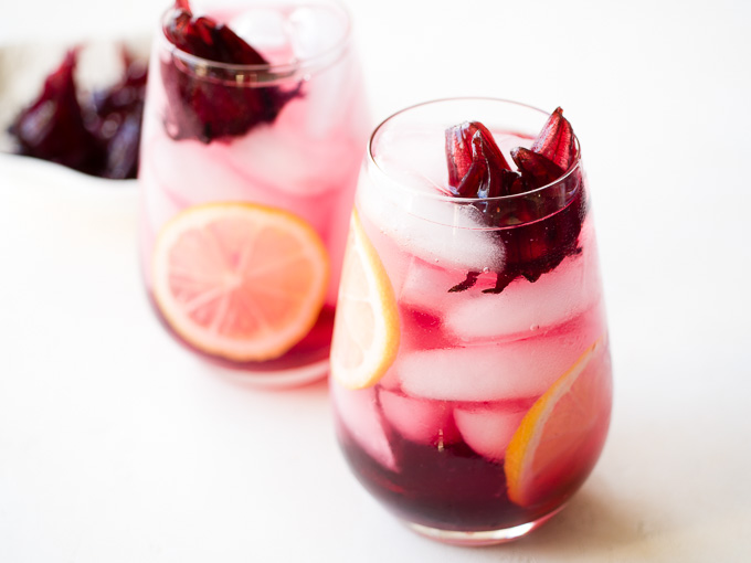 Hibiscus Lemon Gin Cocktail Recipe | The Worktop