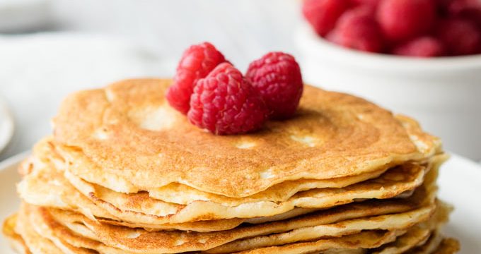 Keto Pancakes with Almond Flour and Cream Cheese | The Worktop