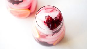 Simple Gin Cocktail with Hibiscus | The Worktop