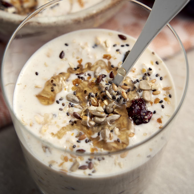 Overnight Oats with Yogurt Recipe | The Worktop